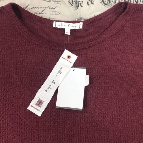 Willow & Clay Thermal Crop Top - Picture 3 of 3